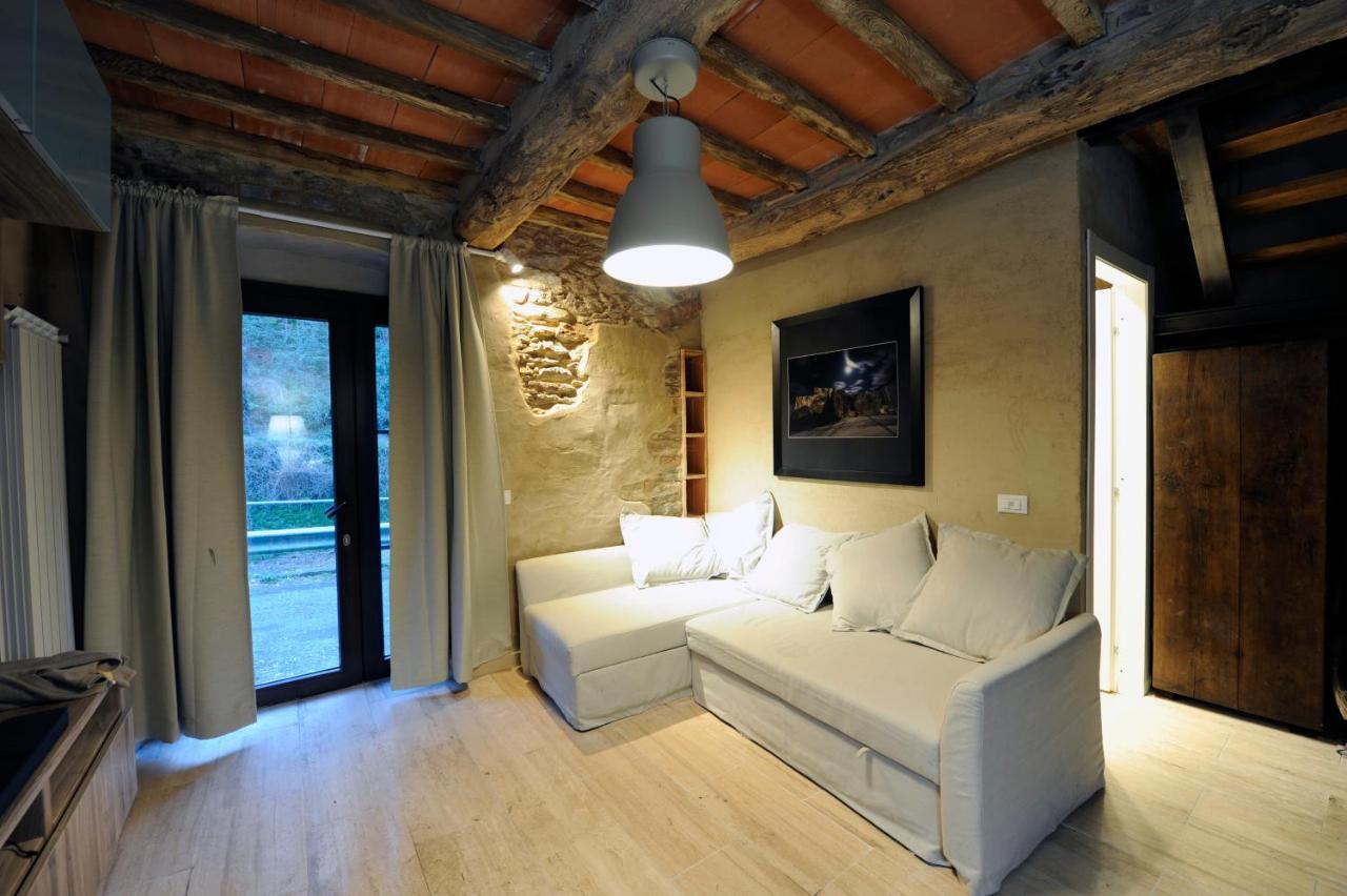 Incantevole Casa Sul Fiume, Relax E Natura Ai Piedi Della Alpi Apuane Massa  Eksteriør bilde