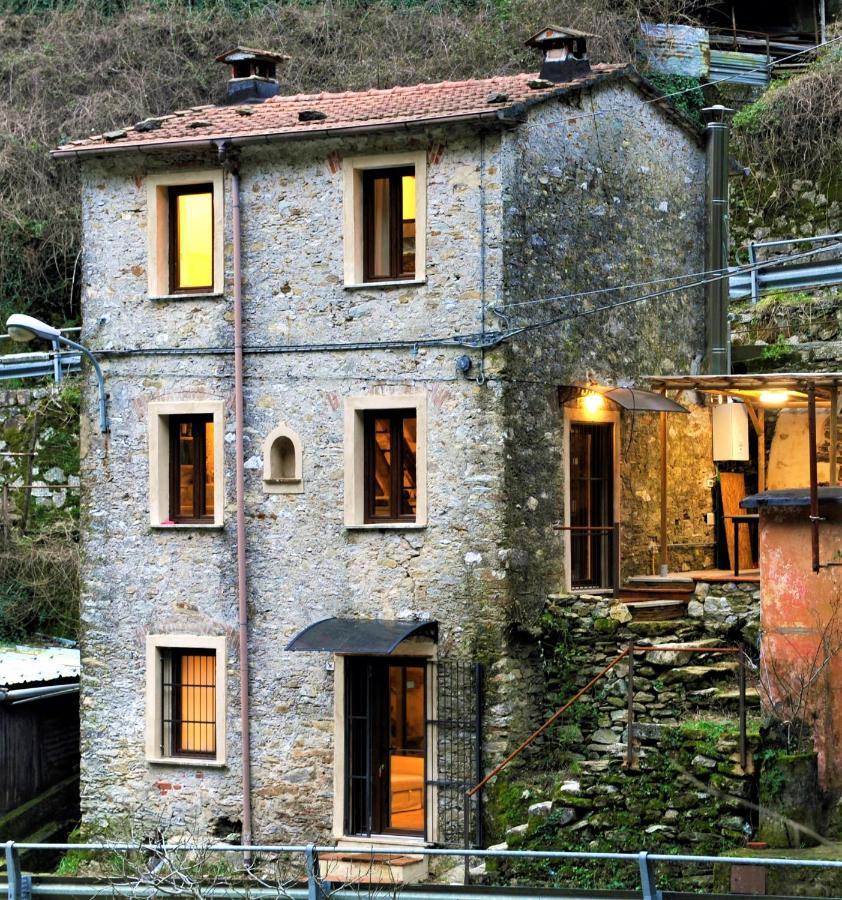 Incantevole Casa Sul Fiume, Relax E Natura Ai Piedi Della Alpi Apuane Massa  Eksteriør bilde