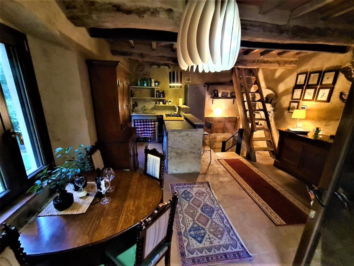 Incantevole Casa Sul Fiume, Relax E Natura Ai Piedi Della Alpi Apuane Massa  Eksteriør bilde